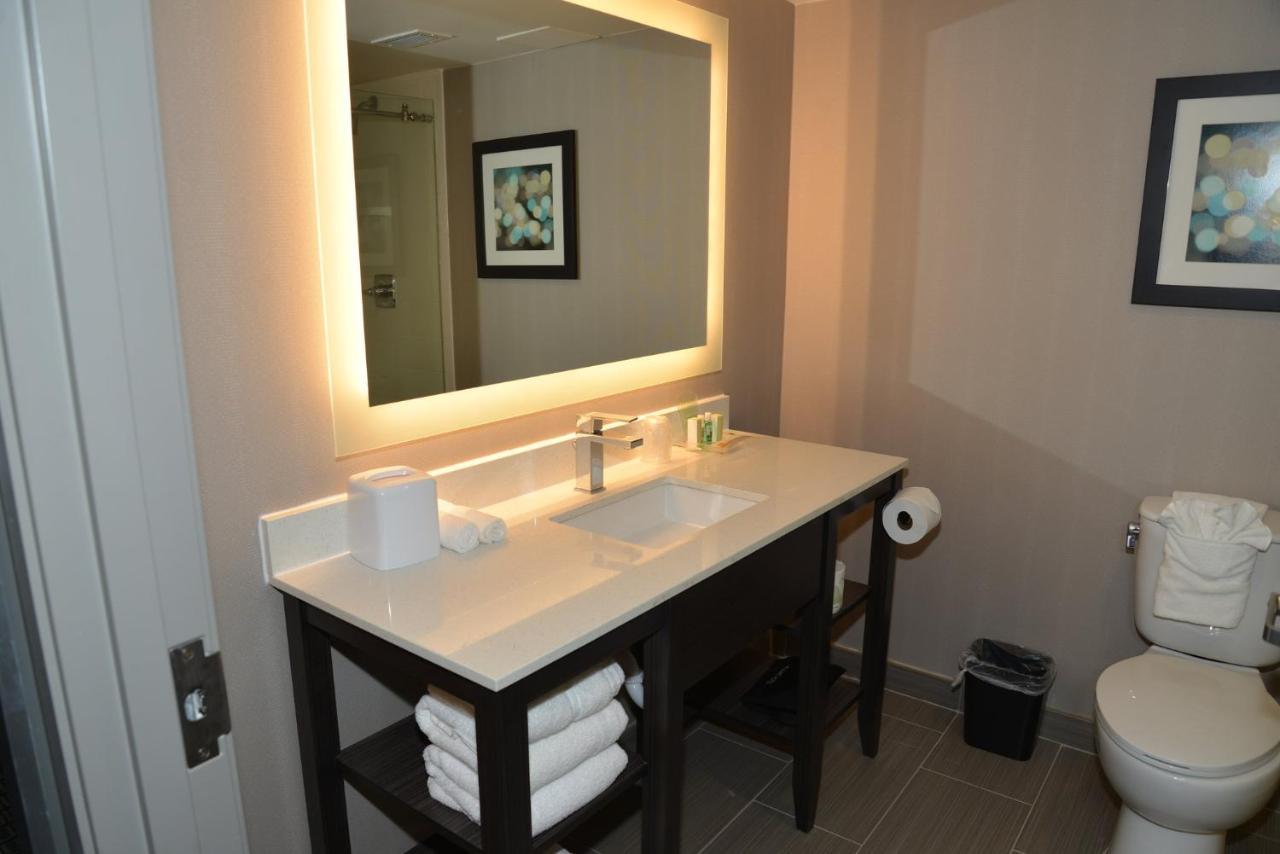 Holiday Inn - Beaumont East-Medical Ctr Area By Ihg Buitenkant foto